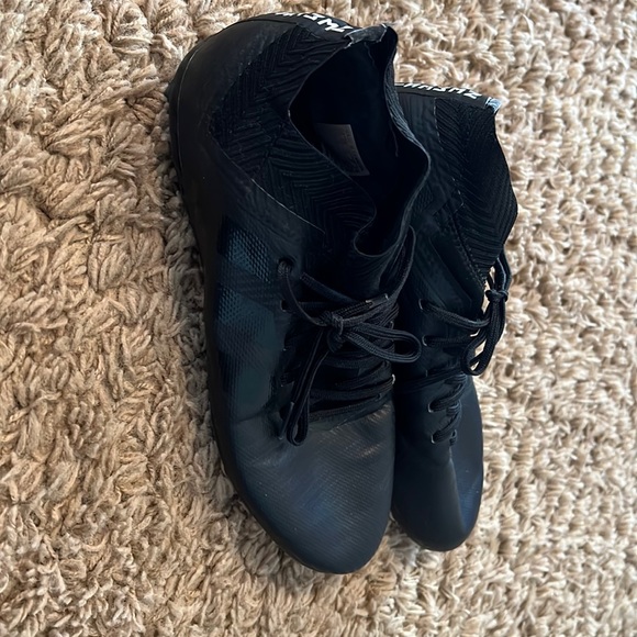 Soccer cleats/boots Adidas Nemeziz - Picture 1 of 4